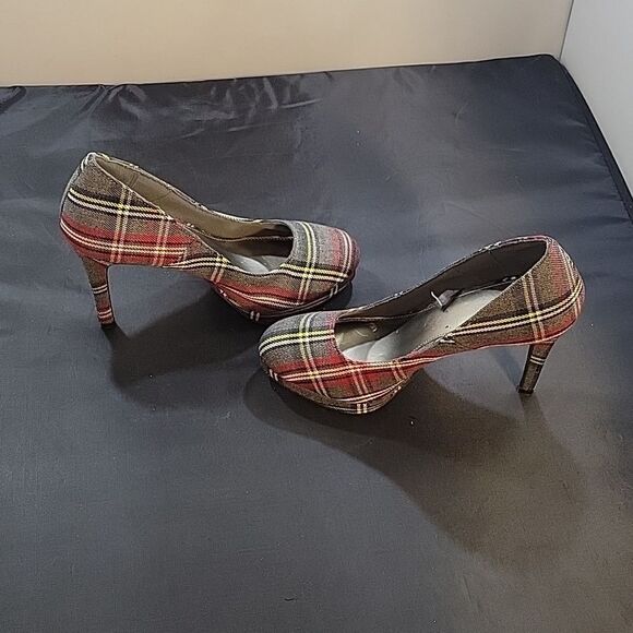 FIONI ROUND TOE SLIP-ON STYLE HIGH HEEL STILETTOS PUMP - Picture 7 of 16